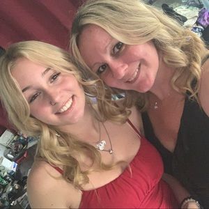 Meet your Posher, Jaed